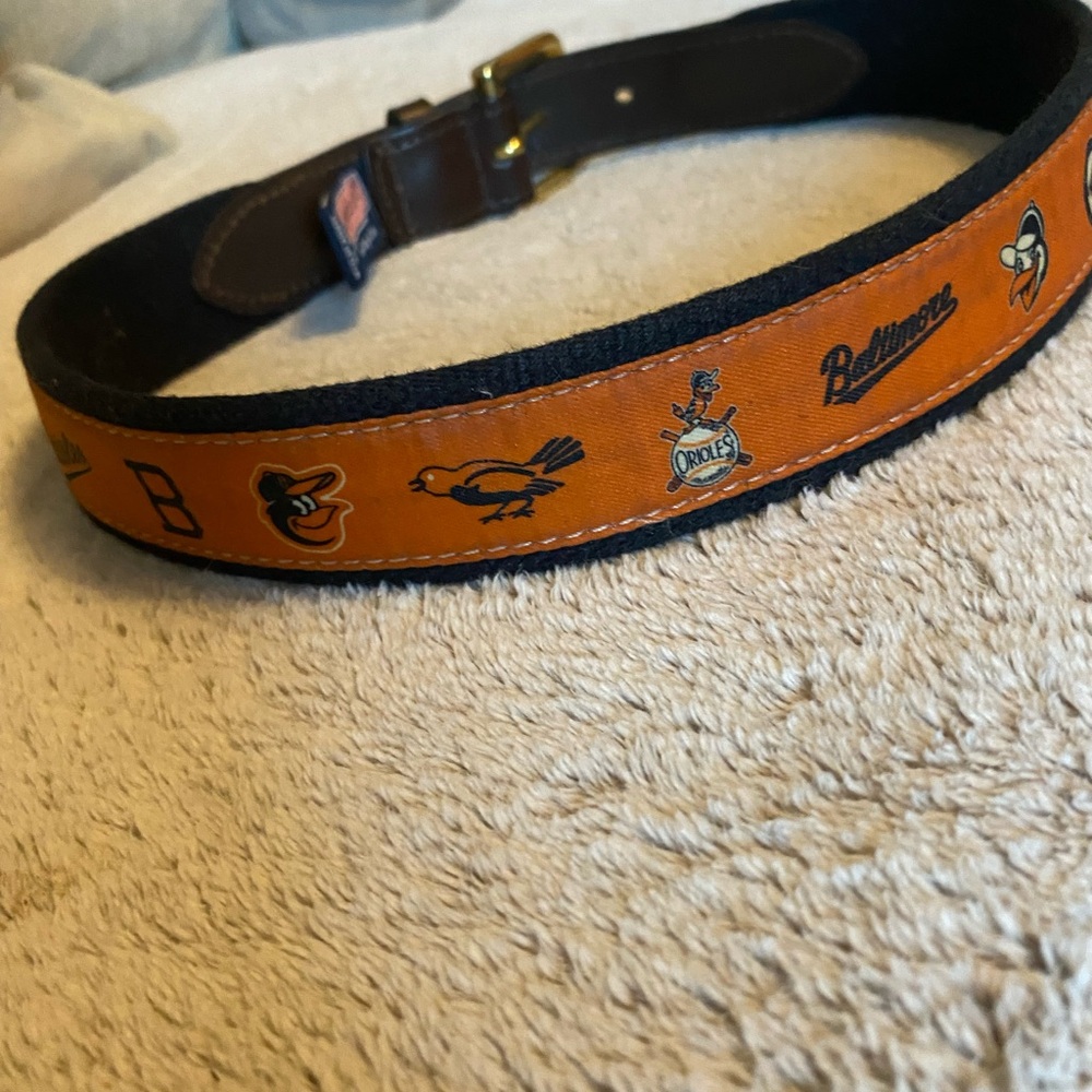 Vineyard Vine Baltimore Orioles Leather Belt